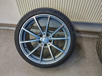 Mercedes kola AMG 18 - 8
