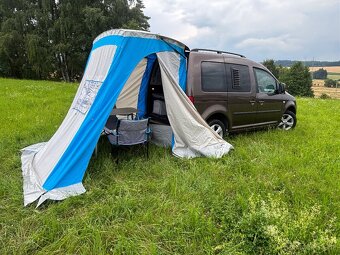 Volkswagen Caddy Tramper 2.0 TDI CR 103 kW - Originál úprava - 8