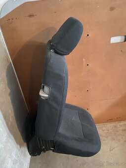 Originál sedadlo VW T5 Long druhá řada, sklápěcí, sólo - 8