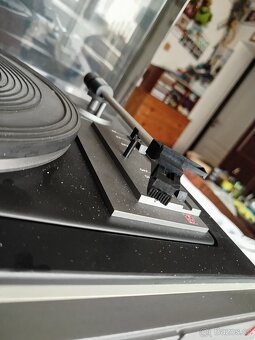 Stereo gramofon Tesla NZC 041 De Luxe Diamond Style - 8