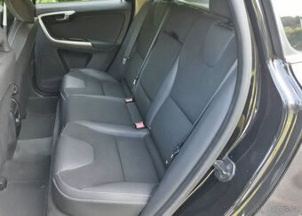 Volvo XC60 120kW, automat 6q 4x2 - 8