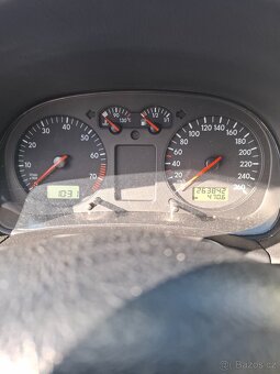 Golf 4 1.6 - 8