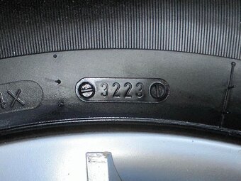 Original ALU kola Audi 18" 8J ET38 zimní pneu 225/55/R18 - 8