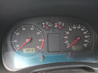 Prodám Volkswagen golf - 8