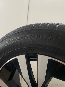 Original zimní Volvo XC60 r18 + 235/60/18 90% - 8