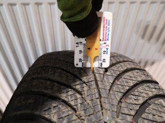 Opel Astra, Corsa alu + zimní 185/65/15. - 8