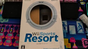 Větší množstvípříslušenství v krabicích Nintendo Wii SLEVY - 8