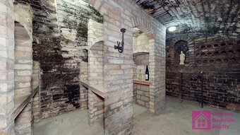 Prodej vinného sklepa, Kpt. Jaroše, Hustopeče, ev.č. 00087 - 8