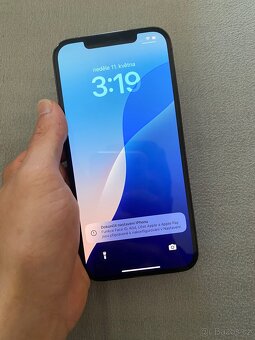 iPhone 12 Pro Max 512 GB - 84% kapacita baterie - 8
