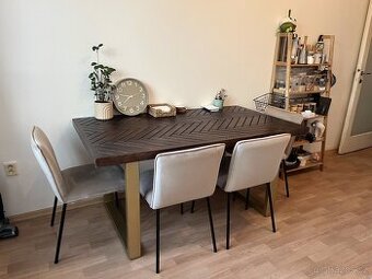 Židle - 8