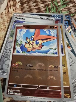 Pokémon karty - 8
