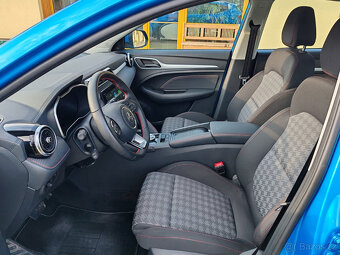 MG ZS EV 130kW 51kWh LED 1.Maj - 8