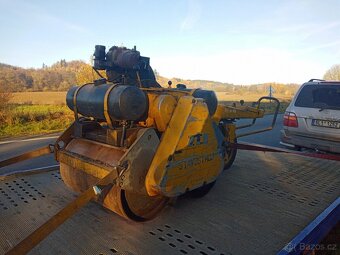 Prodám vibrační válec stavostroj vw3403 - 8