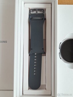 Samsung Galaxy Watch8 44 mm LTE Stříbrné ZÁNOVNÍ - 8