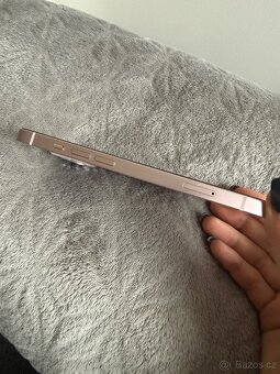 Prodám Iphone13, 128gb - 8