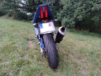 Suzuki SV650S - 8