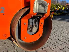 Kombinovaný vibrační válec ocelovo-ocelový Hamm HD12VV Bomag - 8