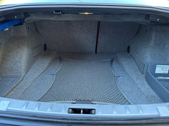 BMW E92 325i 160kw 2007 TOP STAV 2x kola 3 MAJITEL - 8