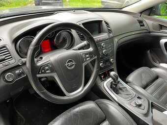 Opel Insignia - 8