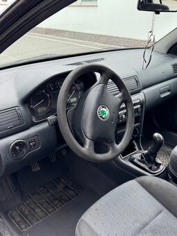Škoda Octavia I Combi 1.6 75 kW - 8