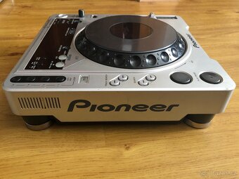 Prodám Cdj 800 MK2 + Case za 5000 Kč - 8