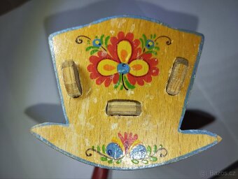 Staré dětské hračky - 8