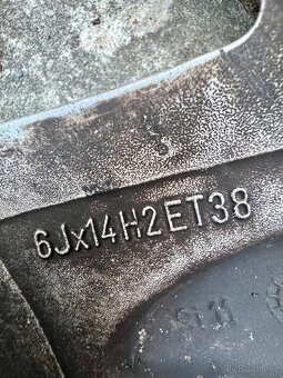 Alu Ronal r14, 4x100, na Škoda Favorit, Forman - 8