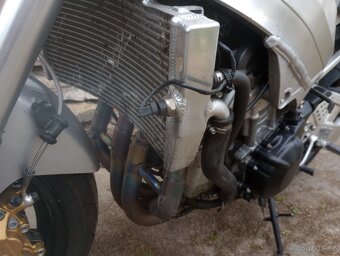 Honda CBR 929rr - 8