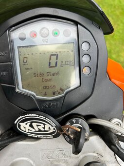 KTM Duke 125 - 8