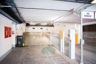 Pronájem, Garážové stání, 14 m² - Praha - Podolí - 8