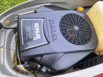 Zahradní traktor, traktůrek, sekačka MTD GUTBROD GLX105 - 8