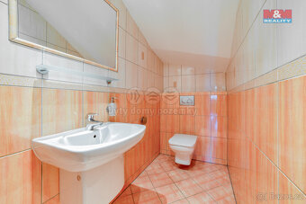 Prodej rodinného domu, 220 m², Cheb Podhrad, ul. U Přehrady - 8