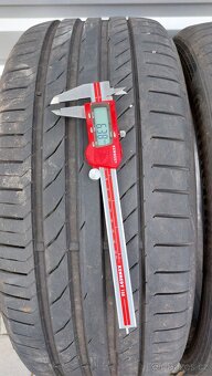 Letni pneu CONTINENTAL 225/40 R19 - 8