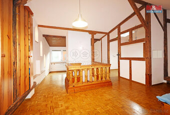 Prodej bytu 6+1, 147 m², Loket, ul. Kostelní - 8