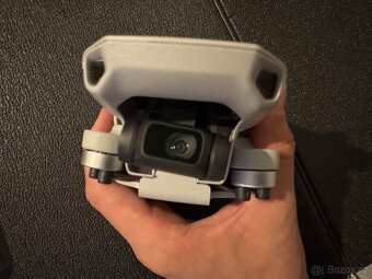DJI Mini 2 SE Fly More Combo - 8