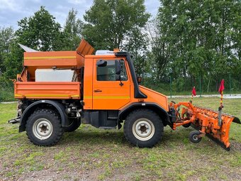 MERCEDES BENZ UNIMOG + SYPAČ A RADLICE , R.V.2000 - 8