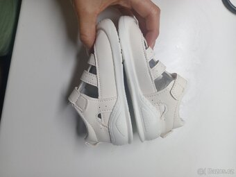 Úplně nové sandálky vel.25 (16cm) - 8