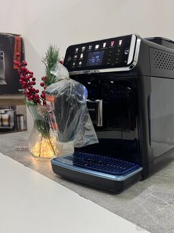 Kávovar Philips EP5500 LatteGo - 8