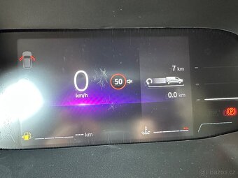 8 mistný Renault Trafic 2025, 8 mist pronájem pujceni - 8