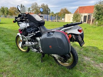 Honda XRV 750 Africa Twin - 8