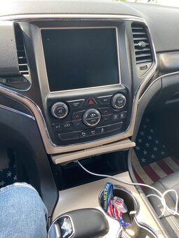 JEEP Grand Cherokee - 8