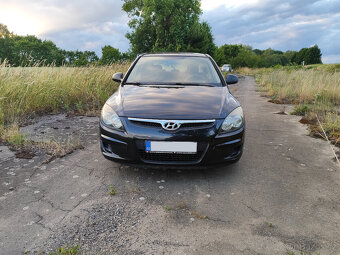 Hyundai i30 1.4 80kw NOVÉ ROZVODY - 8