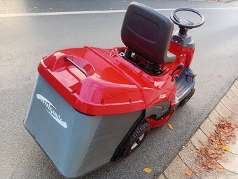 Prodám zahradní traktor Rider Castelgarden XF140HD - 8