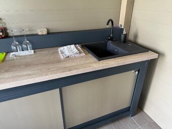 Zahradní linka, venkovní kuchyň - 8