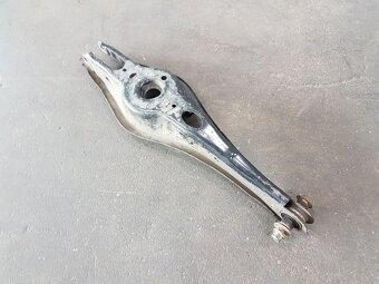 Zadní spod. rameno 5Q0505311D Škoda Octavia III,... - 8