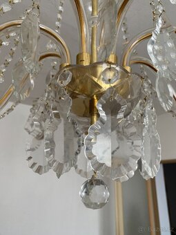 Velký křišťálový lustr - 8