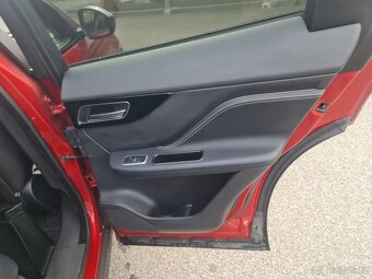 Prodám Jaguar F-Pace 2.0D 132kw - 8