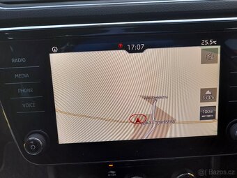 ŠKODA SUPERB III KOMBI 2,0 TDI,7-DSG,NAVI,2018 - 8