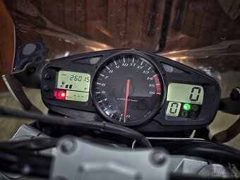 Suzuki GSR 600, 72 kW - 8