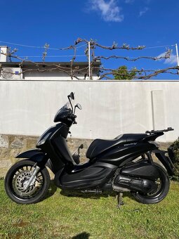 Piaggio Beverly 300 - 8